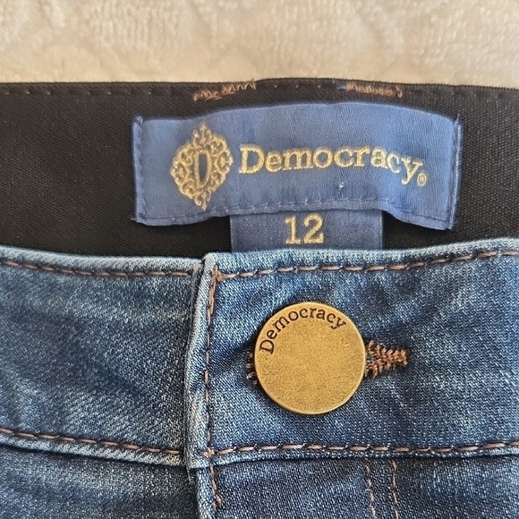 Classic Indigo Straight-Leg Jeans - Picture 2 of 13